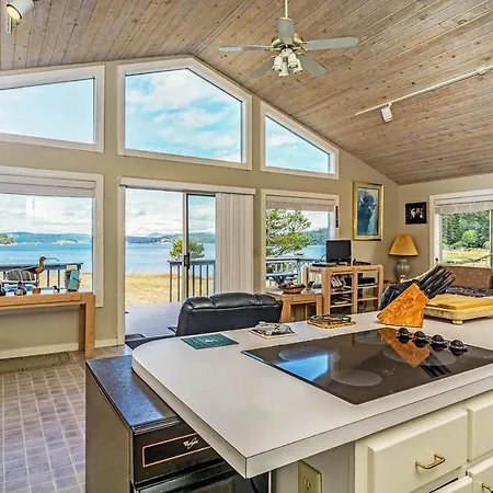 57 Mud Bay Villa Islandale Exterior photo