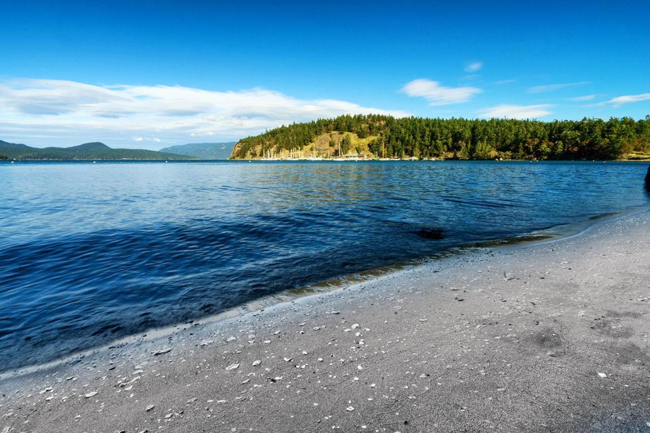 57 Mud Bay Islandale